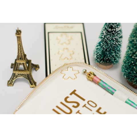 PAPER CLIPS FLOWER STYLE